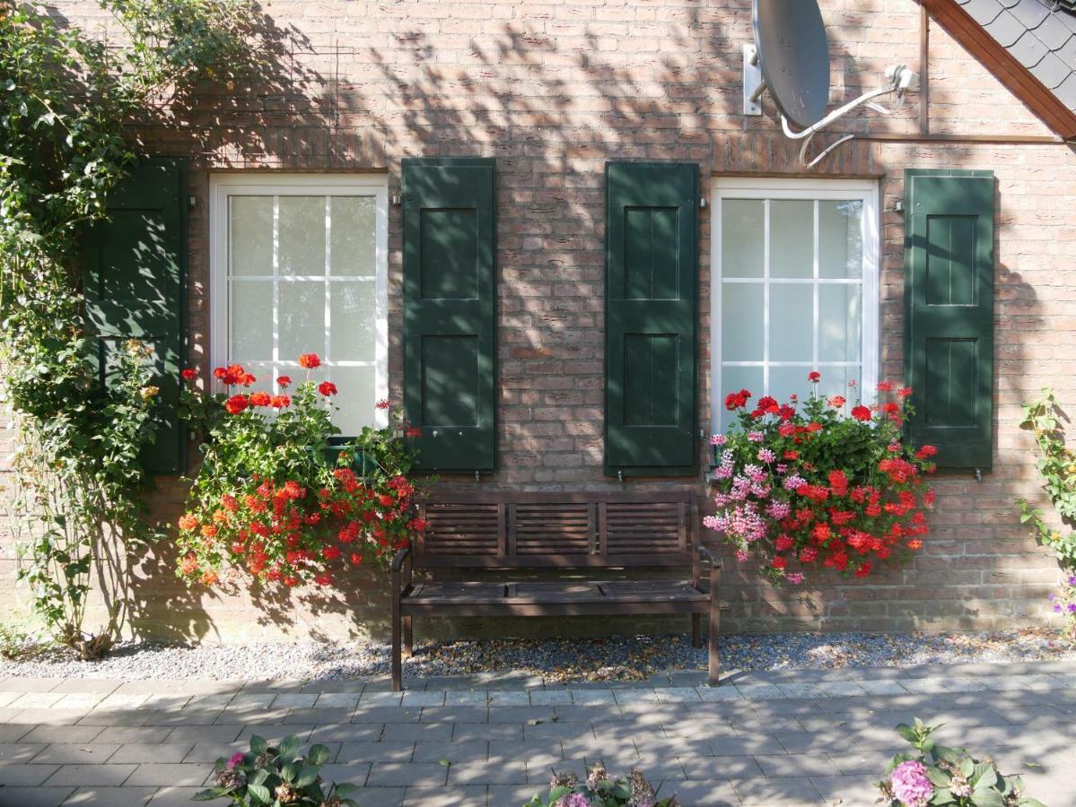Ferienwohnung Am Deich Bedburg-Hau Exterior foto